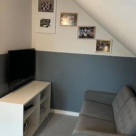 Stor Familiebolig Med Panoramautsikt بيت للعطل لارفيك