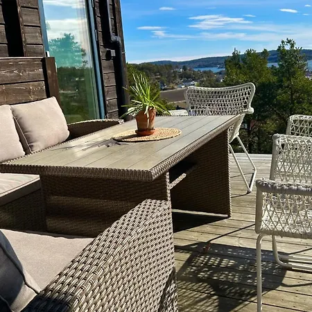 Stor Familiebolig Med Panoramautsikt * Larvik
