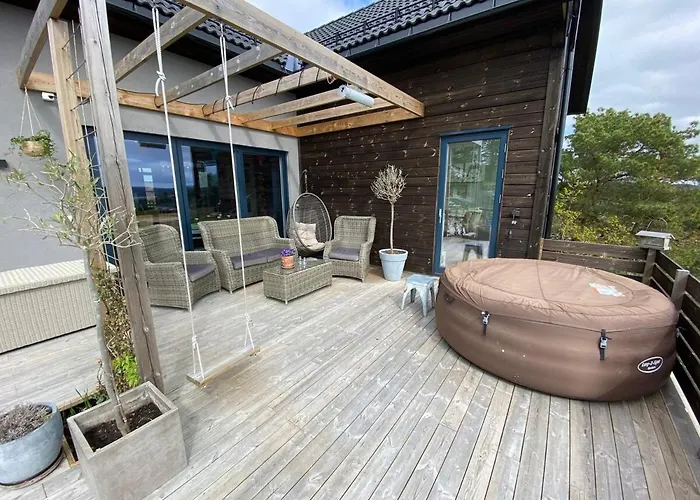 Stor Familiebolig Med Panoramautsikt * Larvik